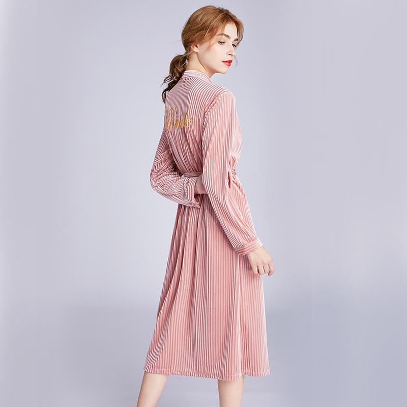Peignoir-Bride-Rose-2.jpg - Veste Peignoir de Bain