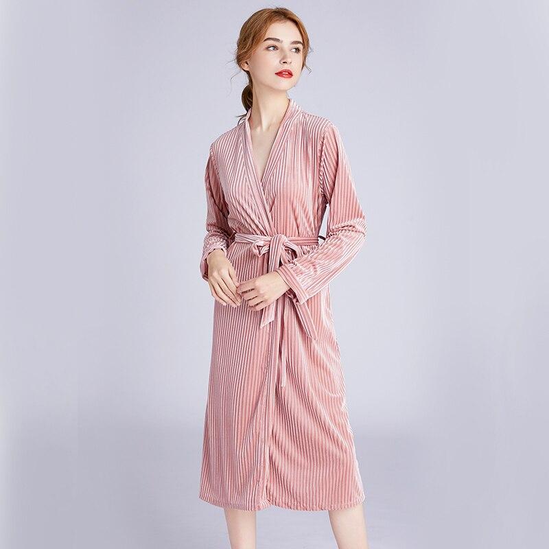 Peignoir-Bride-Rose.jpg - Veste Peignoir de Bain