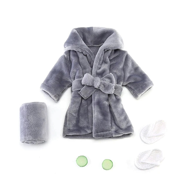 Robe-capuche-avec-ceinture-pour-b-b-peignoir-serviette-de-bain-ensemble-de-pantoufles-de-concombre.jpg_640x640.jpg__1.jpg - Veste Peignoir de Bain